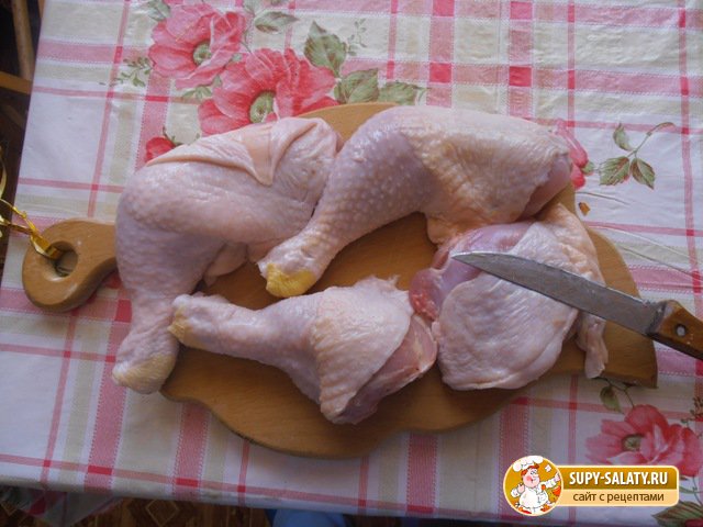 Запеченная курица в духовке с картошкой по-селянски