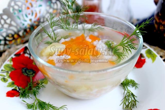 Суп в горшочке из телятины, риса и картофеля