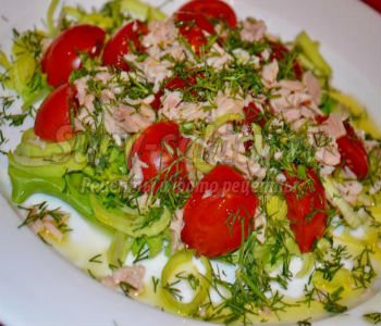 салат с тунцом