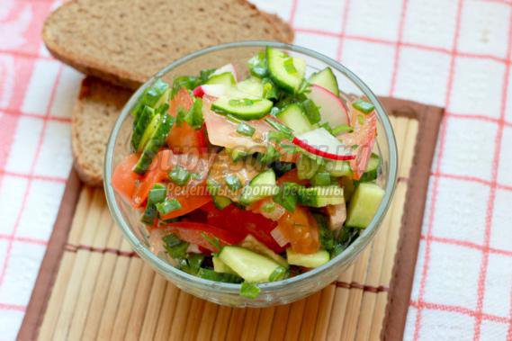 Салат из овощей с растительным маслом