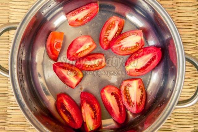 огурцы в томатном маринаде