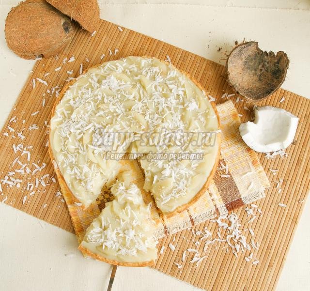 пирог с кокосовым кремом и грушей 