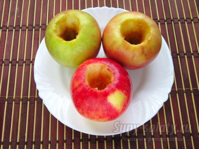 яблоки, запеченные с творогом и тыквой