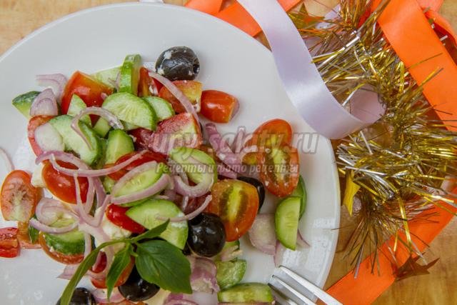 греческий салат к Новому году