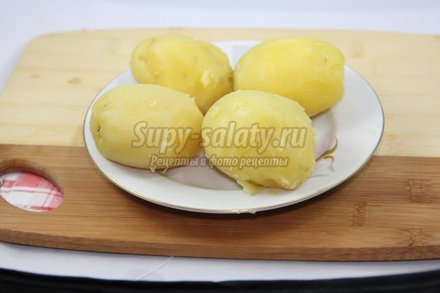 картофельные котлеты с грибным соусом 