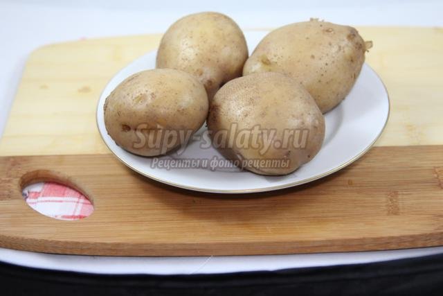 картофельные котлеты с грибным соусом 