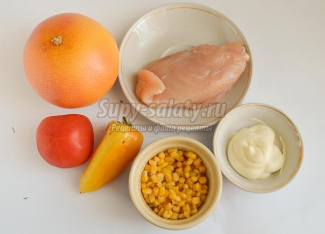 новогодний салат с курицей и грейпфрутом