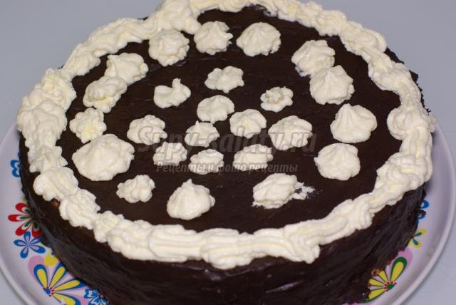 шоколадный бисквитный торт