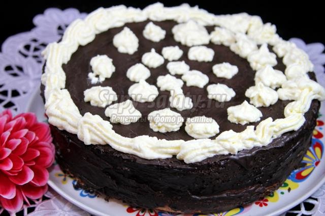 шоколадный бисквитный торт