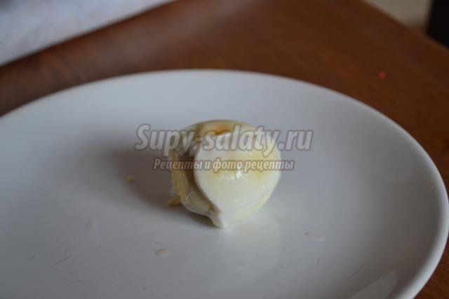 грибы Мухоморы из яиц и помидор