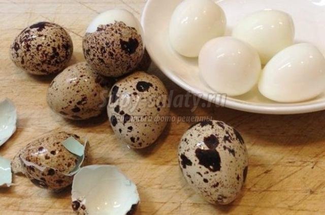 котлеты, фаршированные перепелиными яйцами
