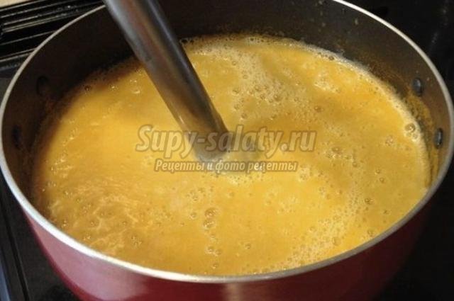 суп-крем с чечевицей и сладким картофелем