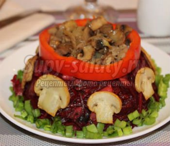 постный салат со свеклой и грибами