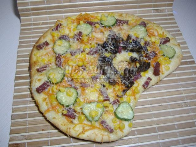 пицца-палитра из дрожжевого теста