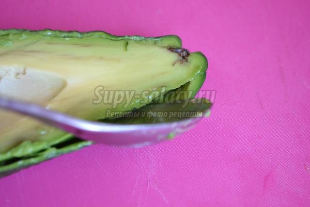 салат для девичника из авокадо