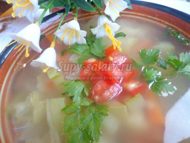 диетический овощной суп с капустой