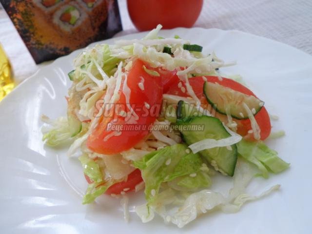 салат овощной с кунжутом