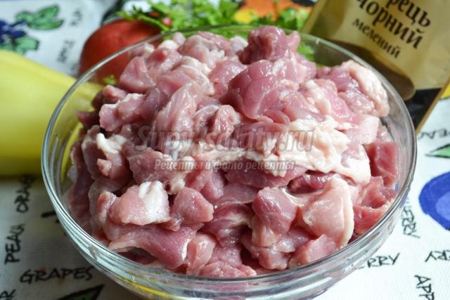 домашняя свиная колбаса с салом