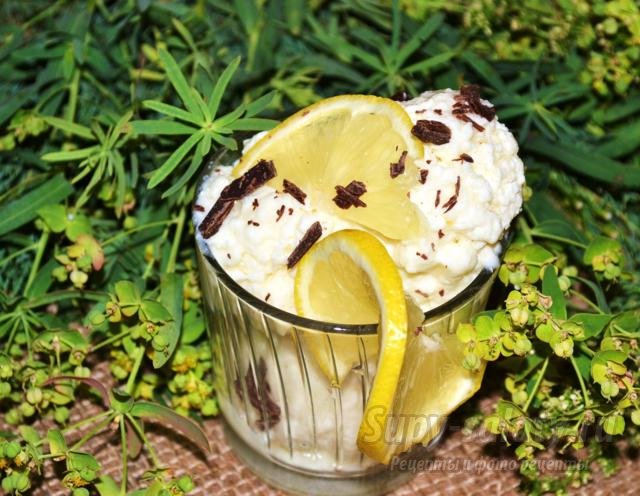 лимонно-творожное мороженое