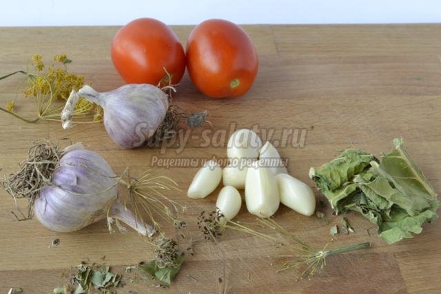 помидоры с чесноком: лучшие рецепты с фото
