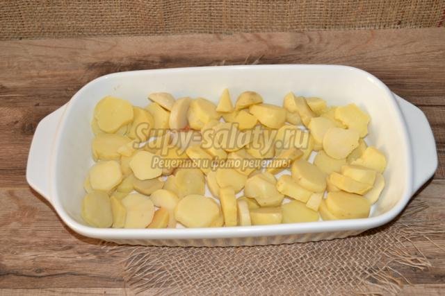 киш с картофелем, баклажанами и помидорами