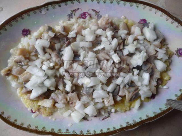 слоеный салат с сельдью а-ля Шуба