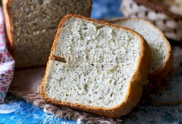 маковый хлеб в хлебопечке