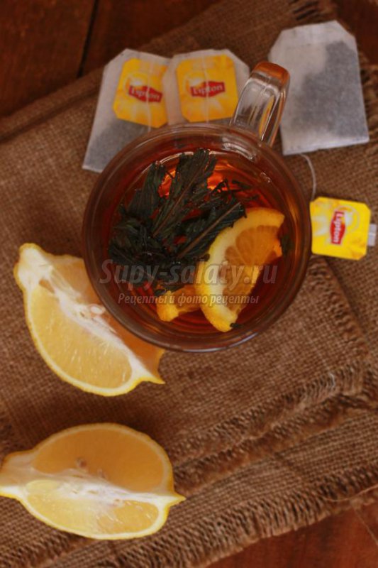 черный чай с мятой и лимоном