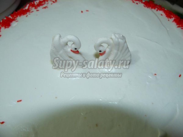 Праздничный торт Лебеди
