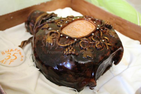 Необычный торт Коньяк в коробке