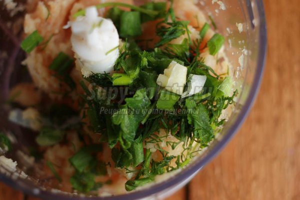 Тыквенно-кабачковый суп с куриными фрикадельками