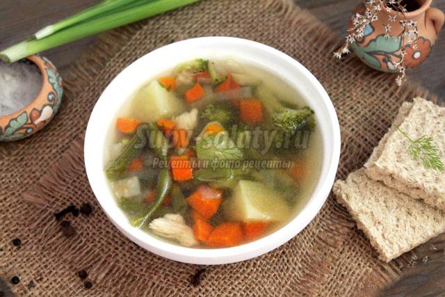 диетический суп с брокколи и стручковой фасолью