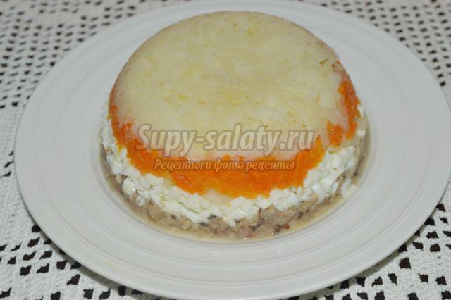 салат-торт со скумбрией