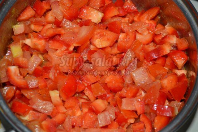 рататуй с томатным соусом