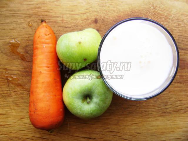 йогуртовый десерт с морковью и яблоками