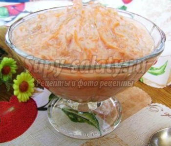 йогуртовый десерт с морковью и яблоками