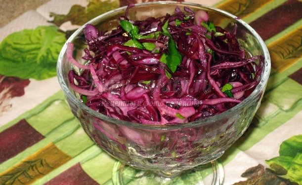 Салат из краснокочанной капусты - витаминно и вкусно
