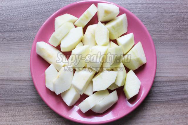 десертная капуста с яблоками и клюквой