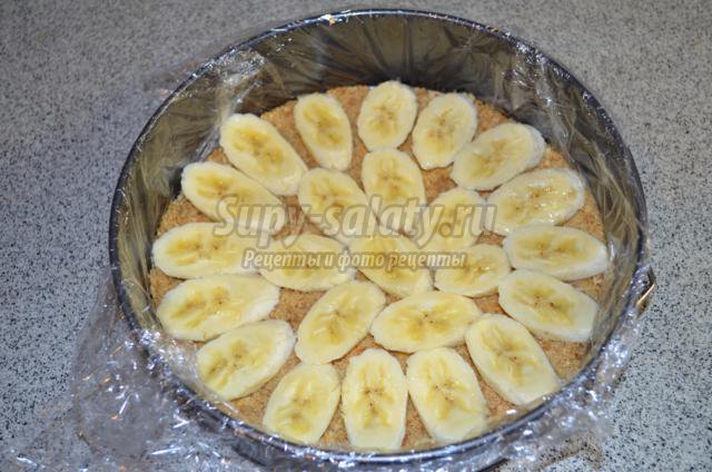нежный торт из печенья с киви и бананом